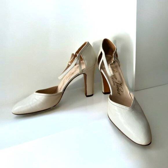 Vintage Roger Vivier White Leather Ankle Strap Heels – Made in Italy, 1960s–70s - Picture 2 of 16